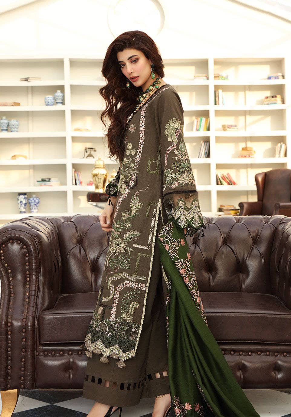 img_elaf_luxury_winter_collection_awwal_boutique