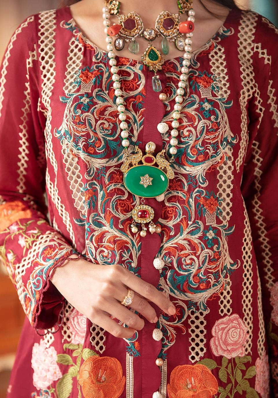 img_elaf_festive_chiknakari_lawn_22_awwal_boutique