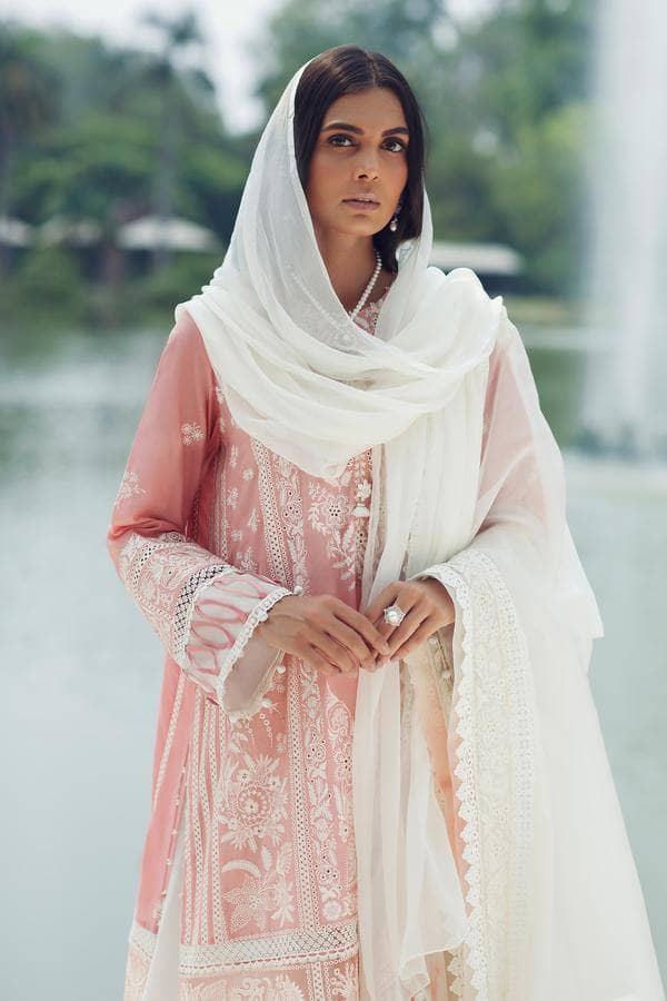 img_elan_luxury_lawn_shalimar_awwal_boutique