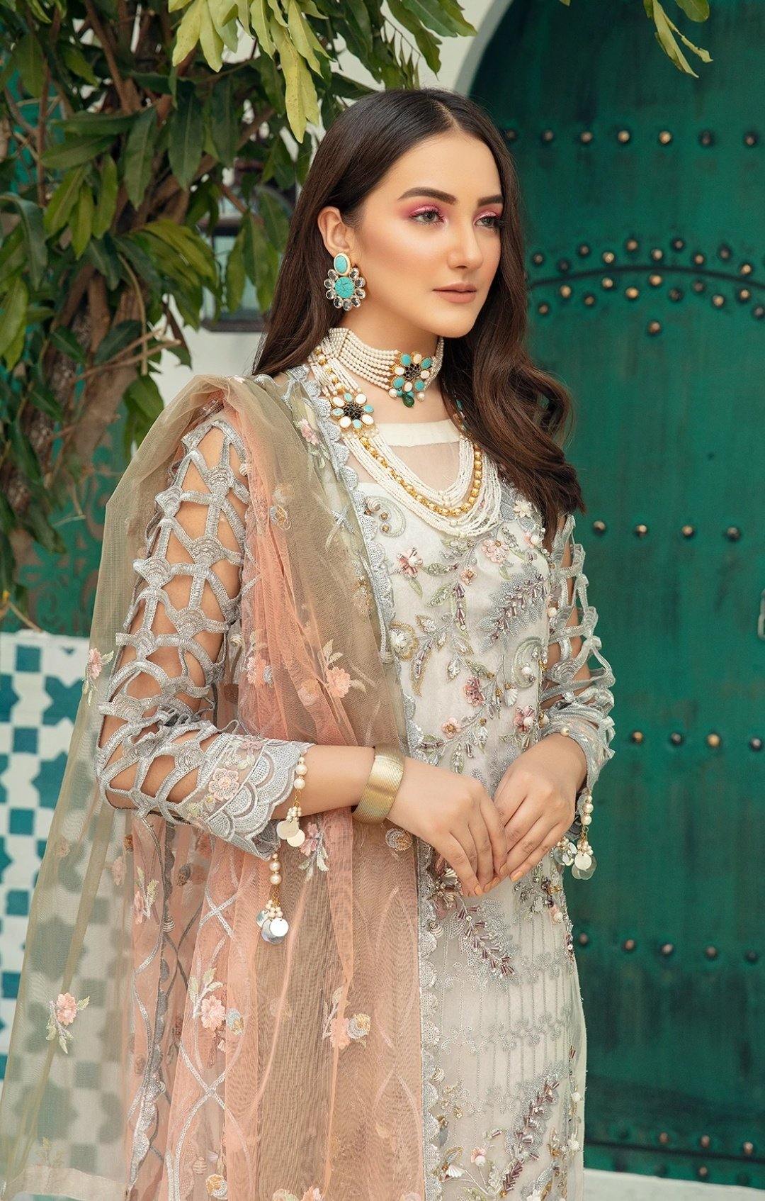 img_emaan_adeel_chiffon_wedding_bridal_awwal_boutique