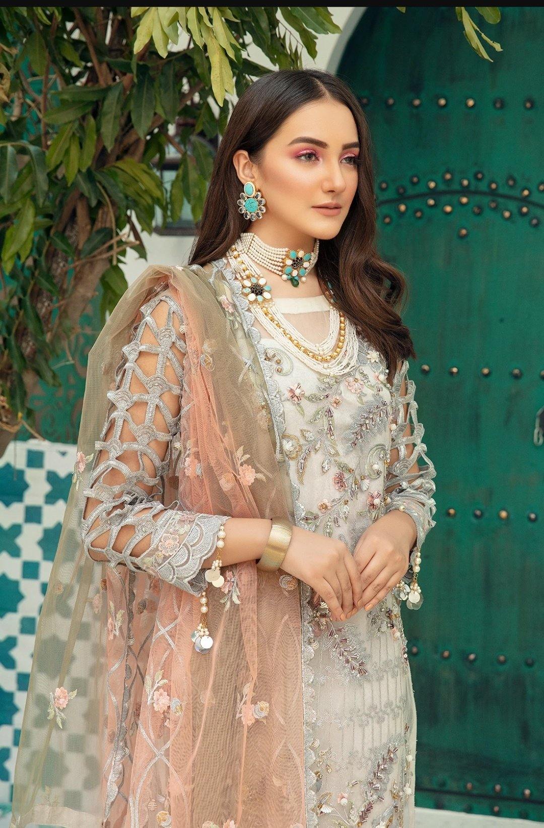 img_emaan_adeel_chiffon_wedding_bridal_awwal_boutique