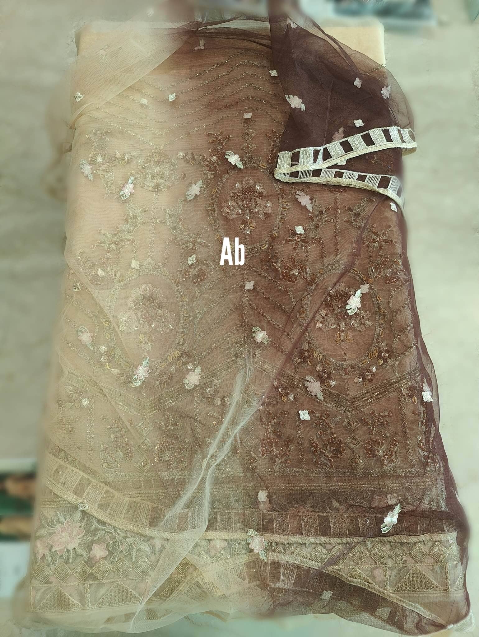 img_emaan_adeel_formal_awwal_boutique