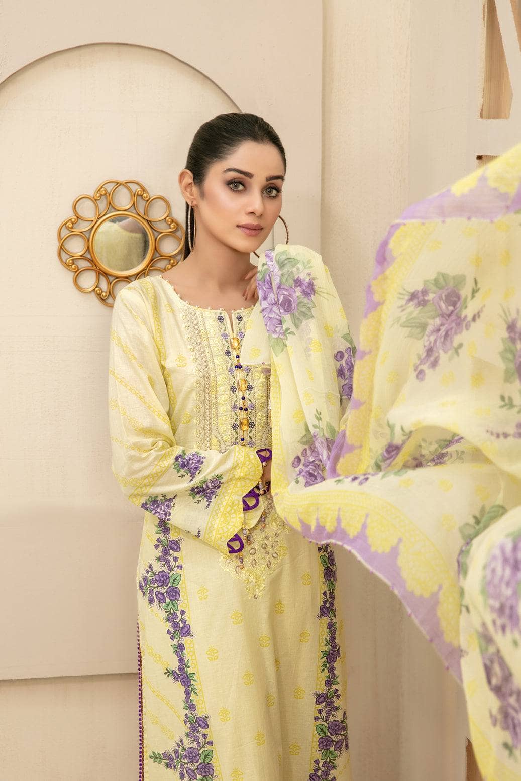 img_amna_sohail_melika_awwal_boutique