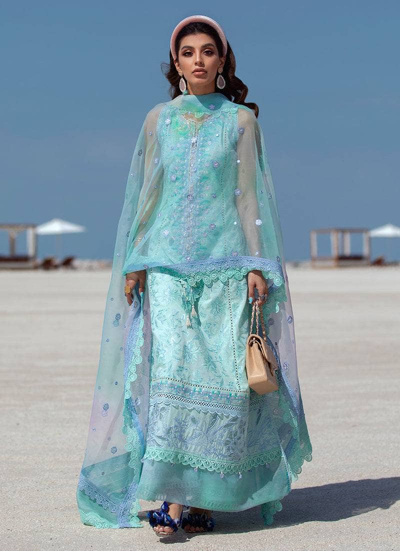 img_farah_talib_aziz_lawn_22_awwal_boutique