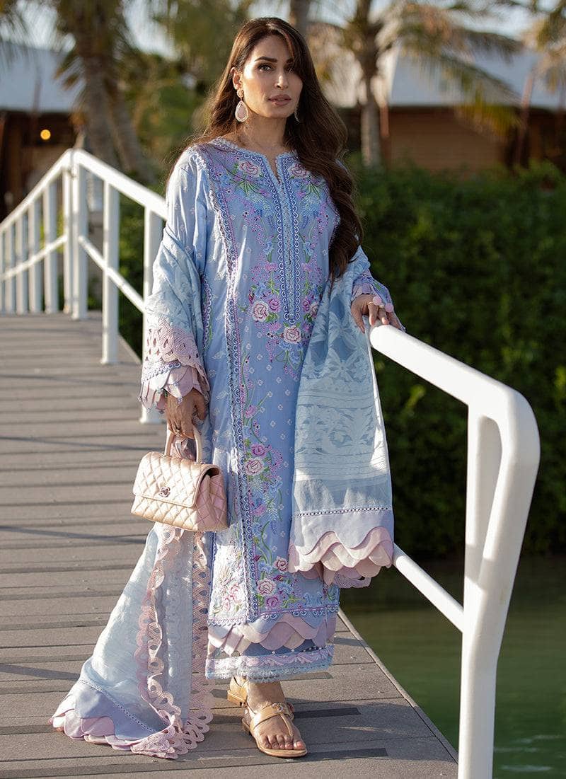 img_farah_talib_aziz_lawn_22_awwal_boutique