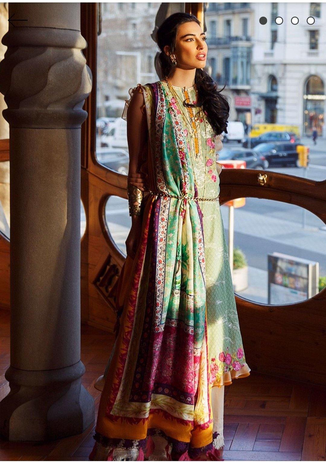 img_farah_talib_aziz_mila_luxe_lawn_collection_awwal_boutique