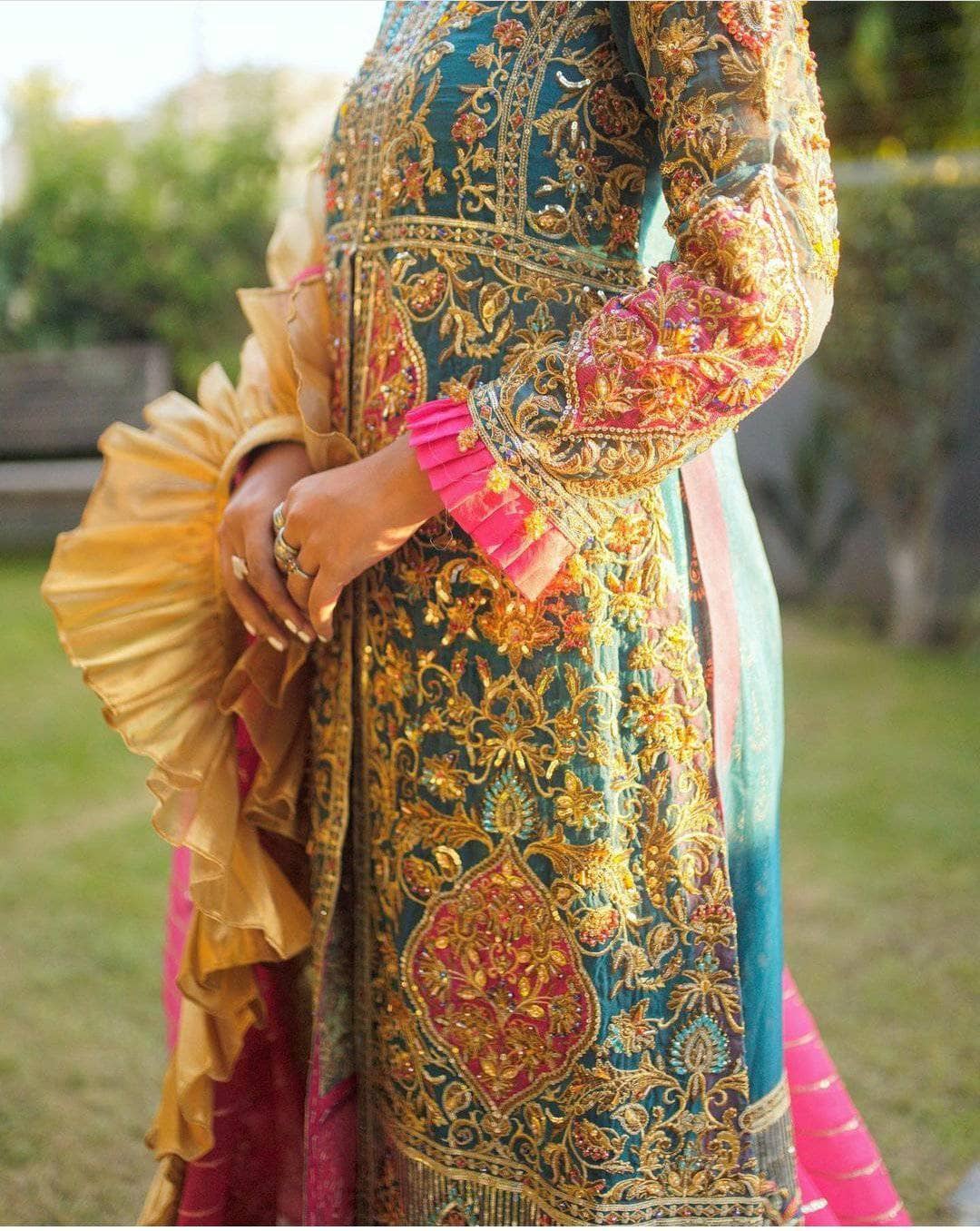 img_maryam_n_mariya_chiffon_wedding_awwal_boutique