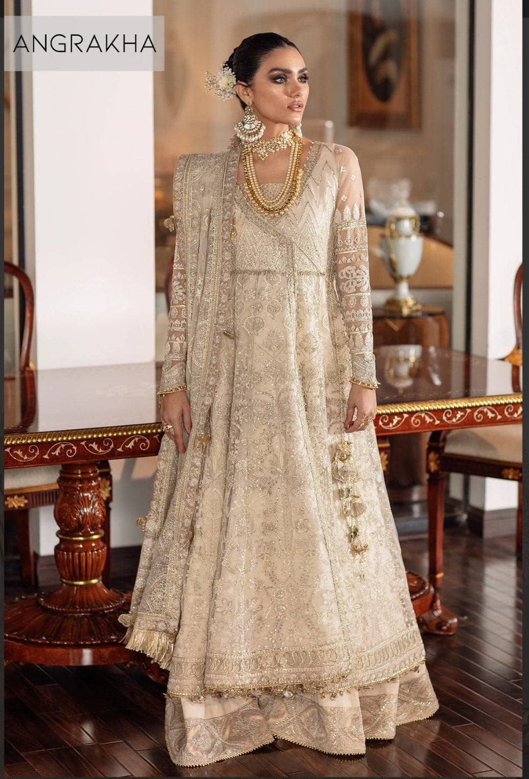 img_baroque_chantelle_awwal_boutique