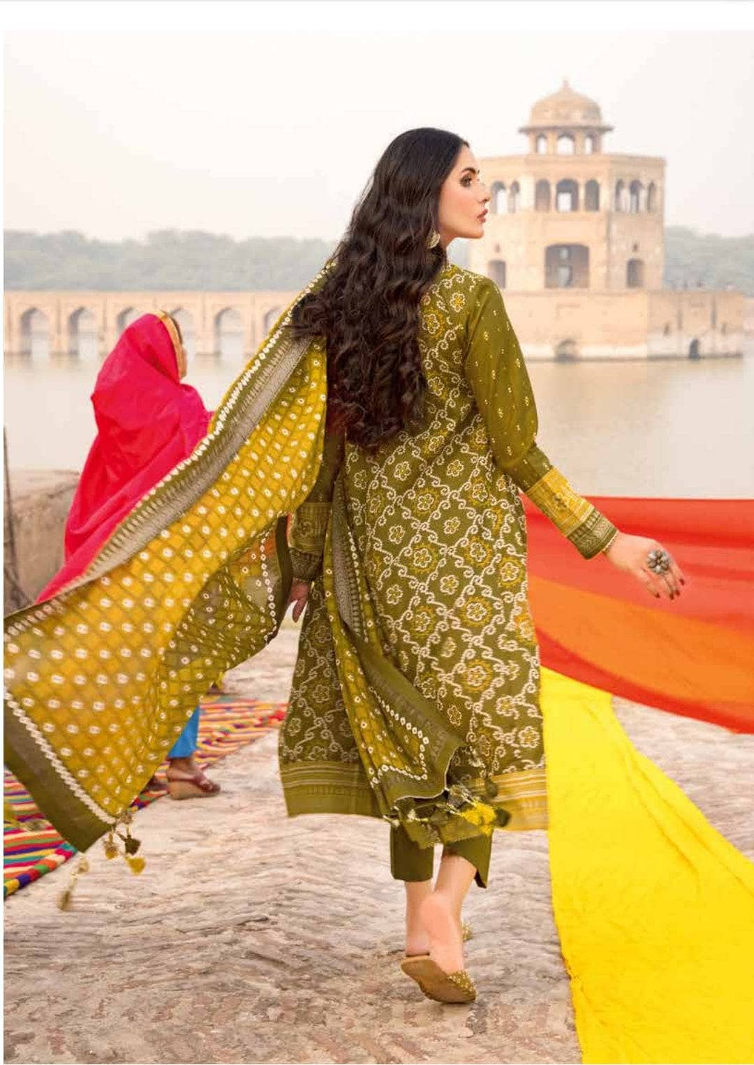img_gul_ahmed_chunari_lawn_23_awwal_boutiqur