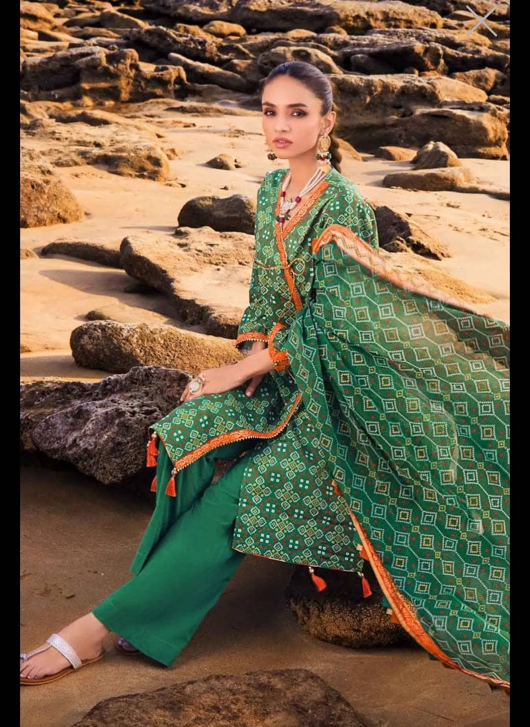 img_gul_ahmed_chunari_lawn_22_awwal_boutique