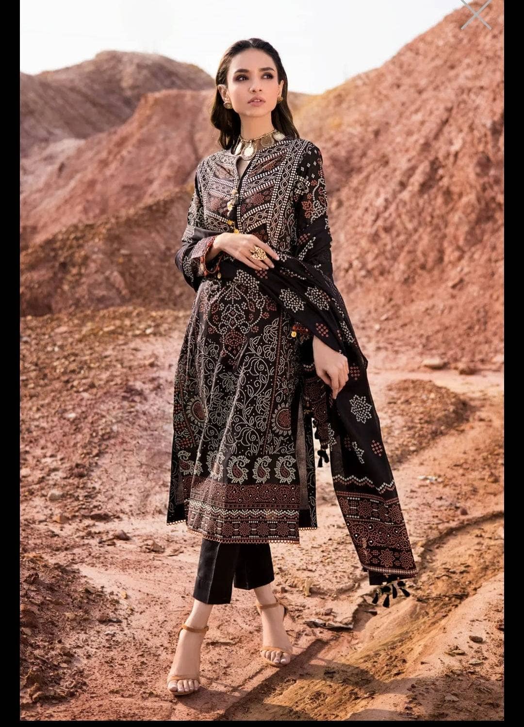 img_gul_ahmed_chunari_lawn_22_awwal_boutique