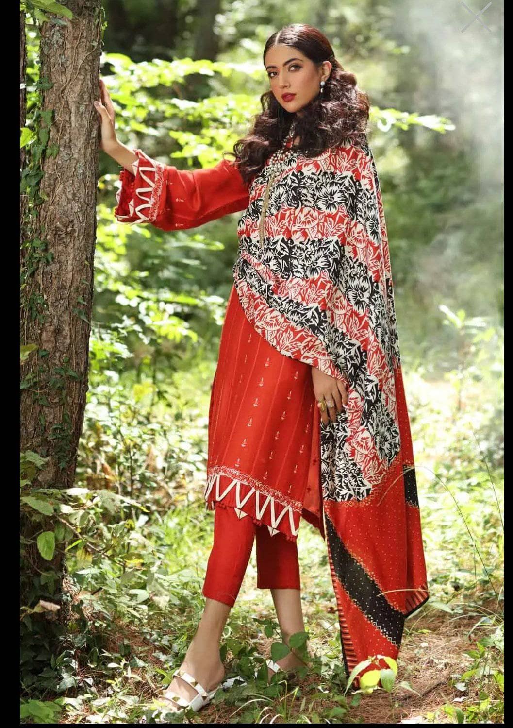 img_gul_ahmed_winter_2021_awwal_boutique