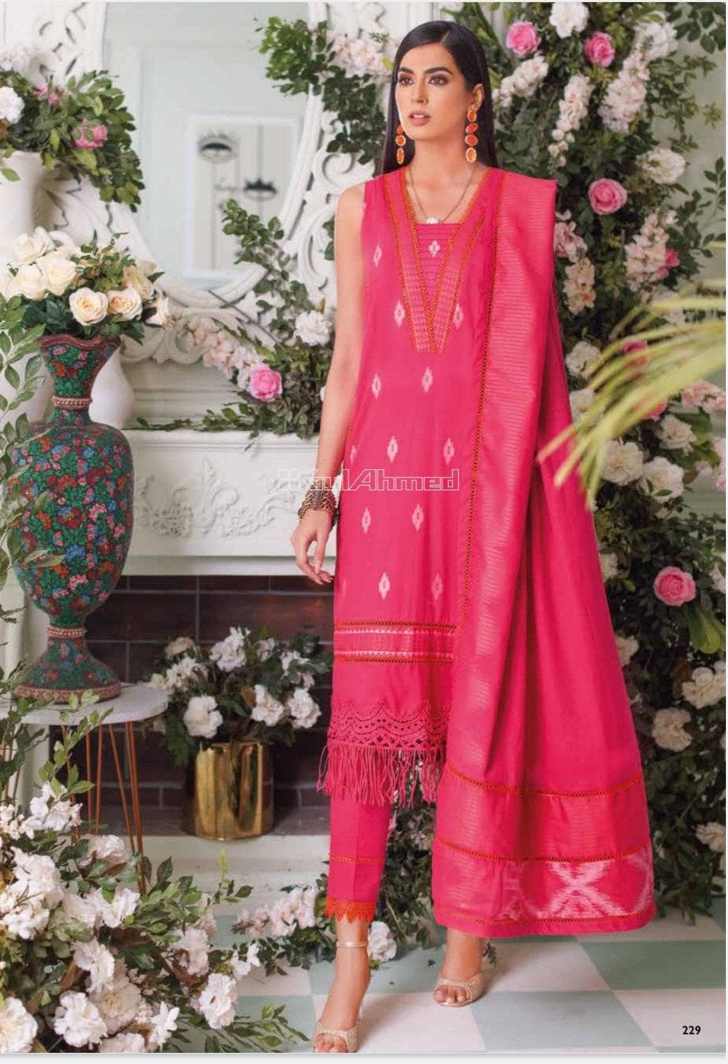 img_gul_ahmed_summer_premium_lawn_2022_awwal_boutique