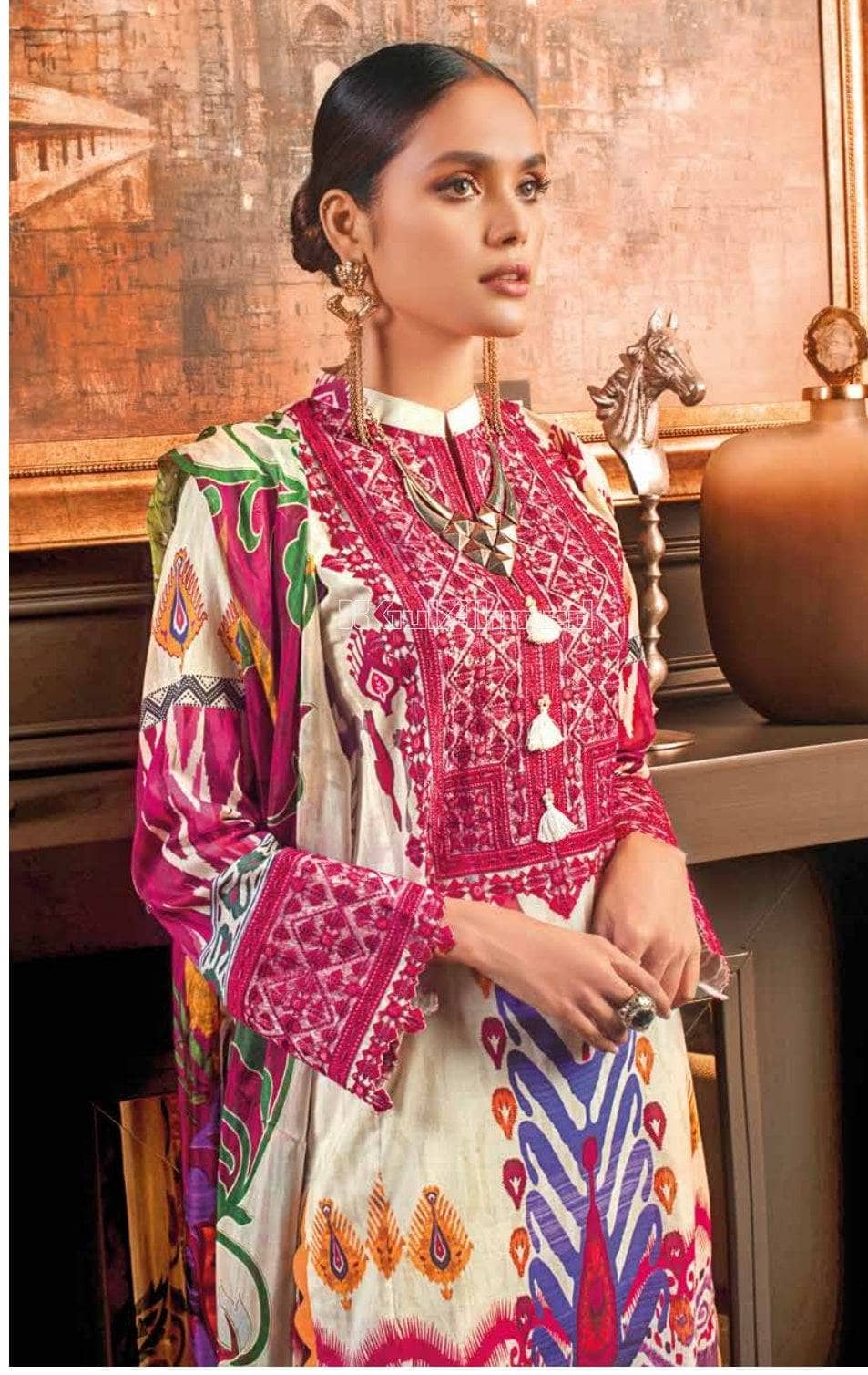 img_gul_ahmed_summer_premium_lawn_2022_awwal_boutique