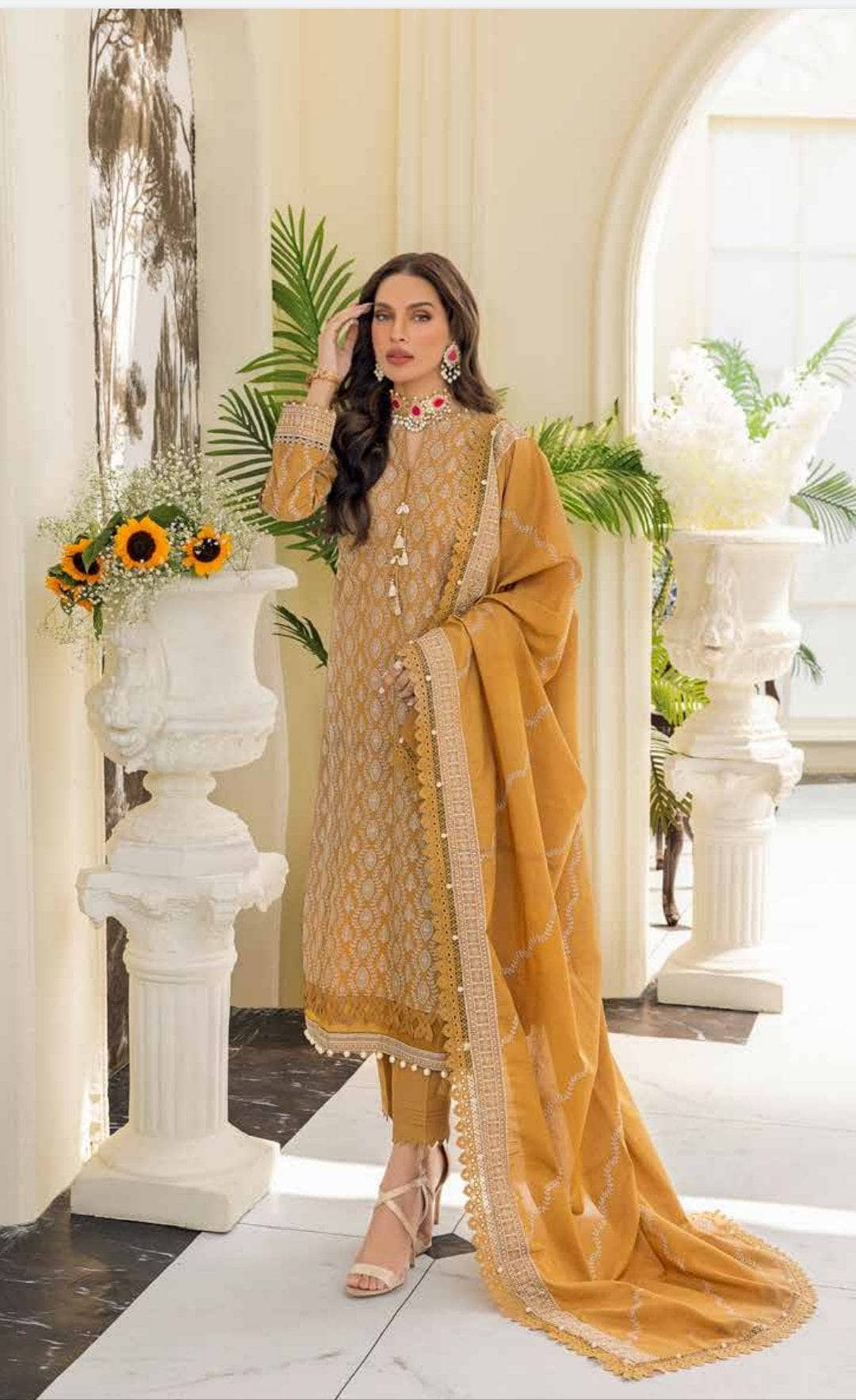 img_gul_ahmed_winter_2022_awwal_boutique