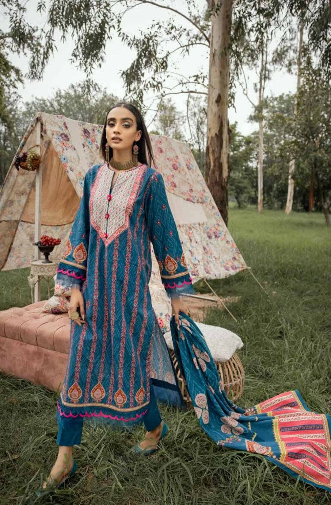 img_gul_ahmed_winter_2022_awwal_boutique