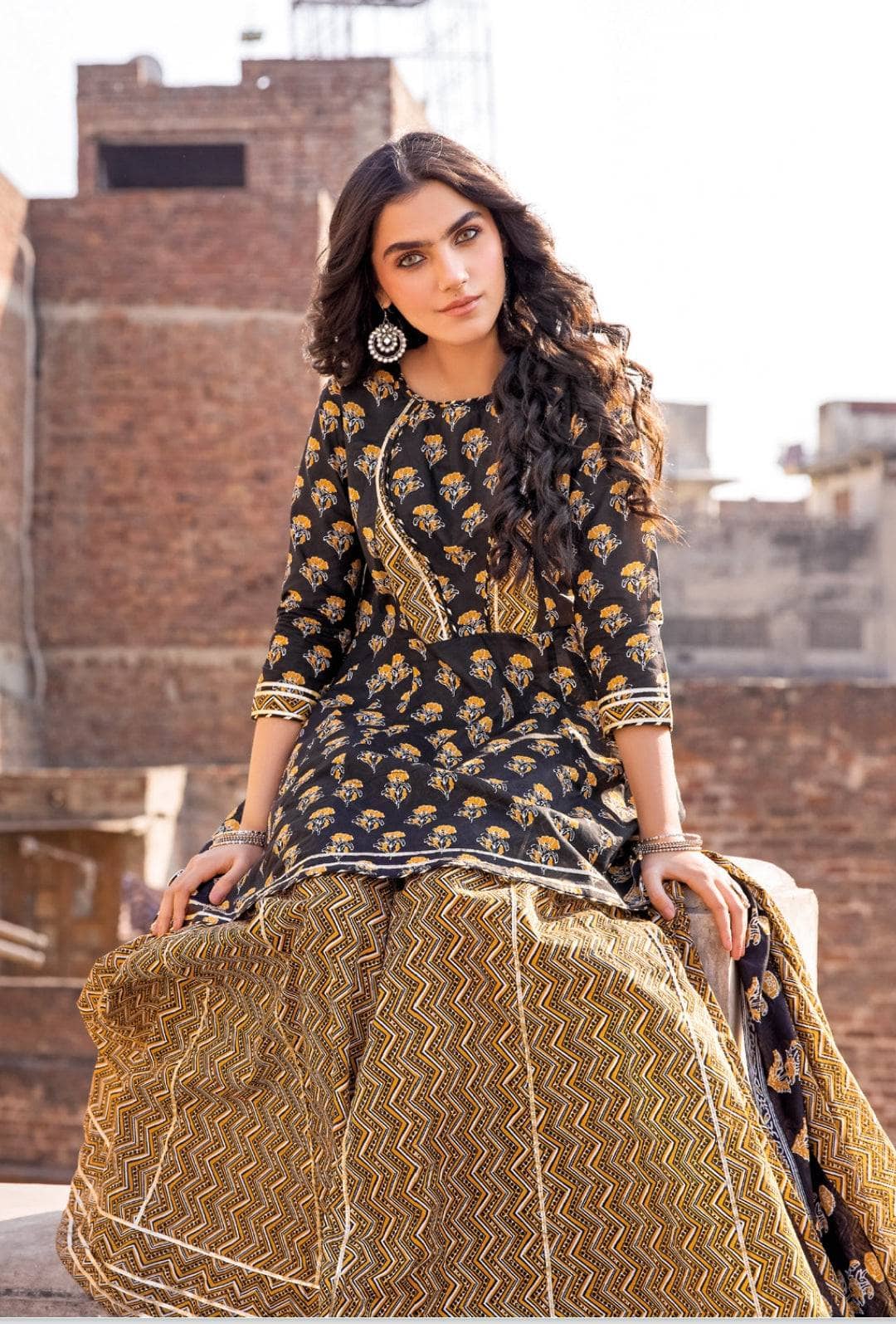 Gul Ahmed Vintage/3 Pc/CL 32235B/Shirt Bottom Dupatta