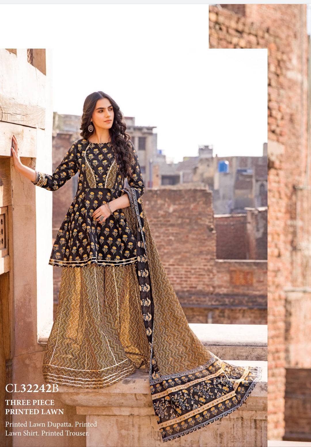 img_gul_ahmed_vintage_awwal_boutique