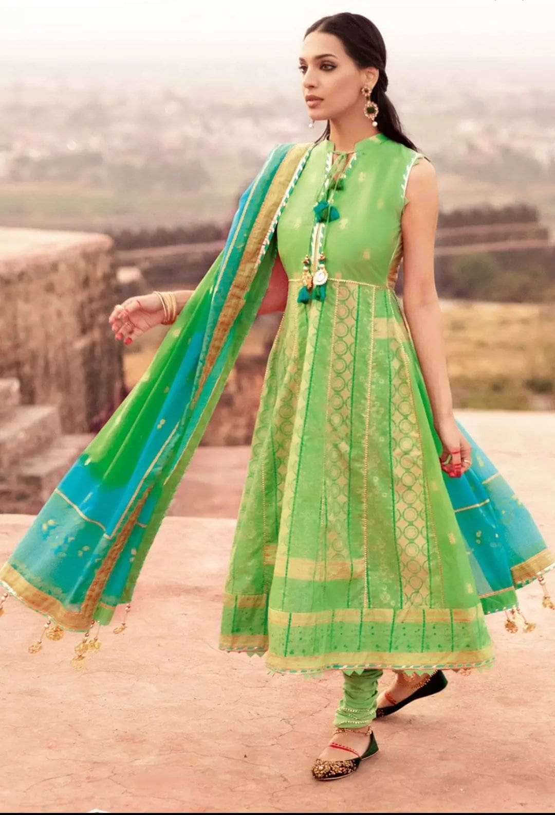 img_gul_ahmed_luxury_collection_2021_awwal_boutique