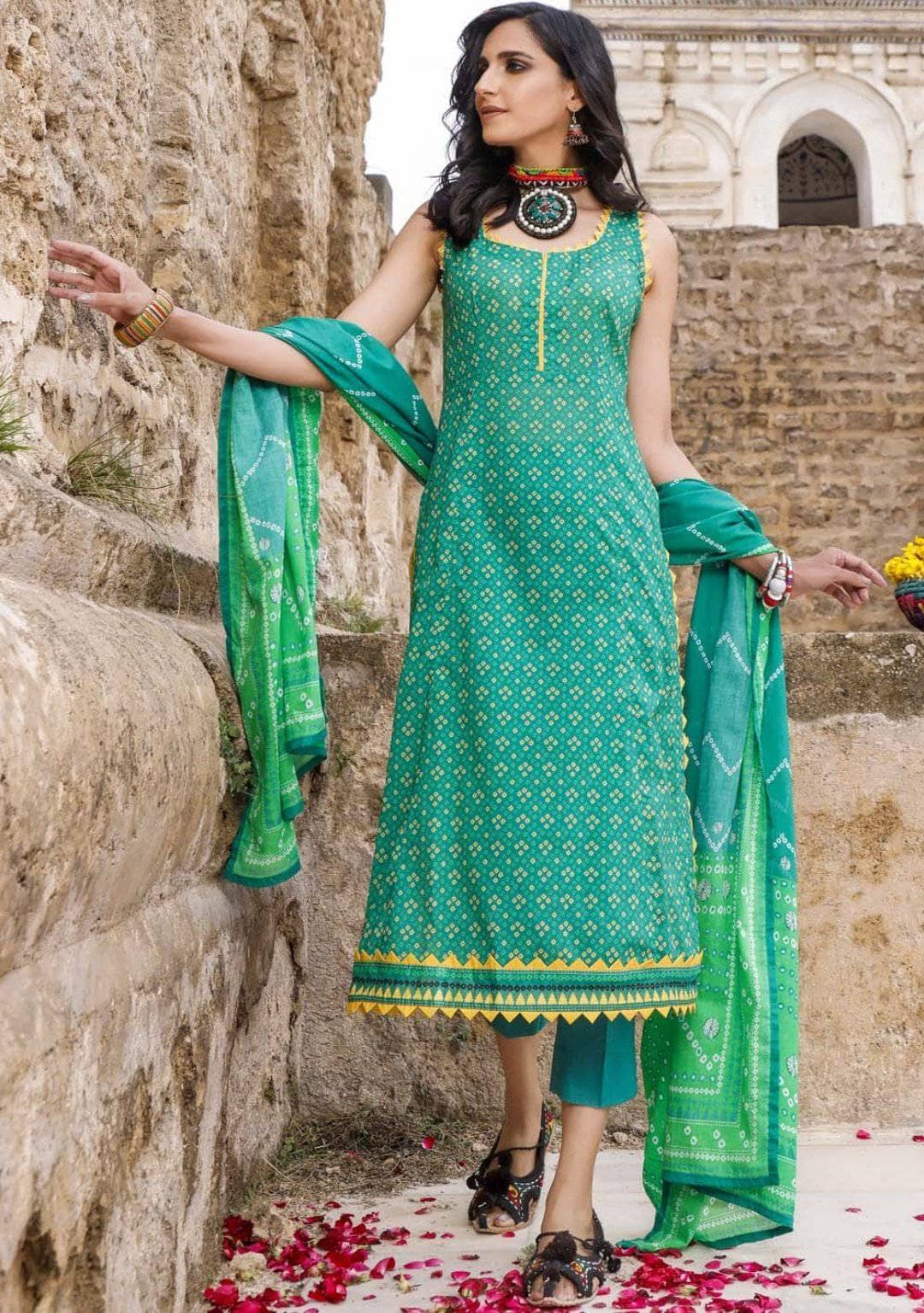 img_gul_ahmed_chunari_prints_lawn_collection_2021_awwal_boutique