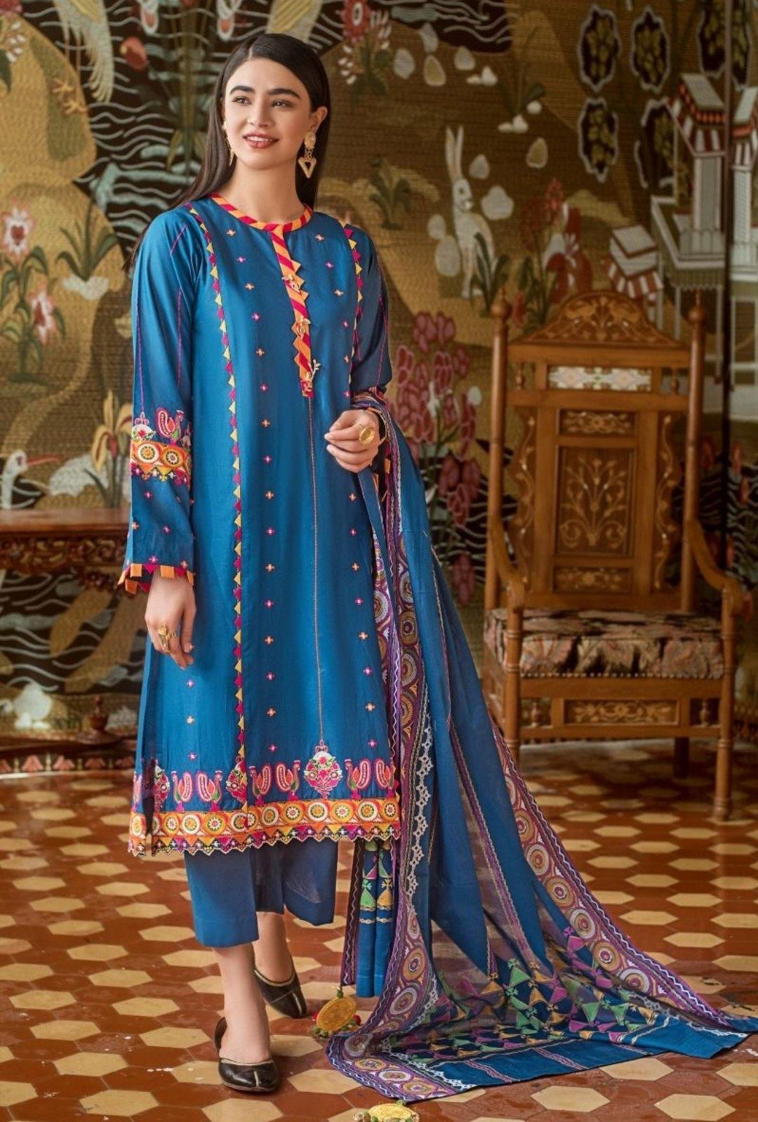 img_gul_ahmed_punjdariya_lawn_collection_awwal_boutique