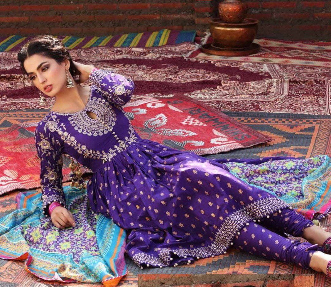 img_gul_ahmed_festive_eid_lawn_2021_awwal_boutique