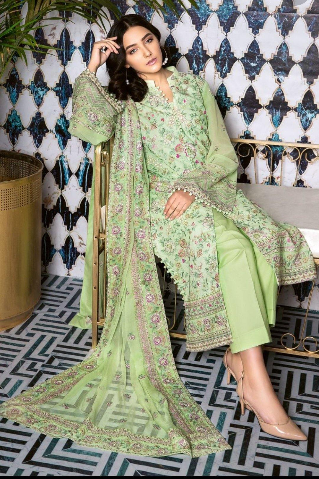 img_gul_ahmed_summer_premium_lawn_collection_awwal_boutique
