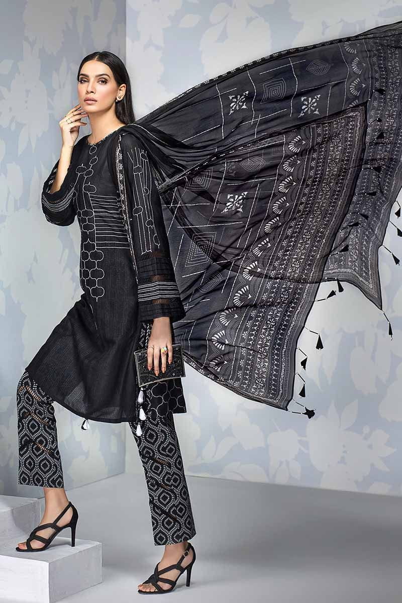 img_gul_ahmed_cambric_collection_awwal_boutique