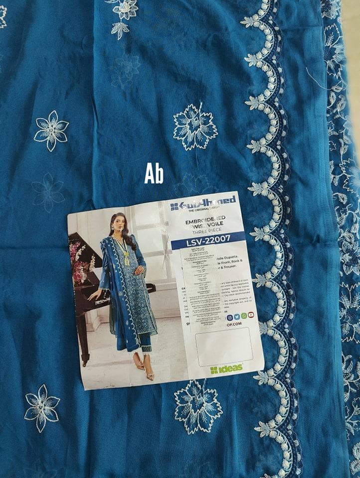 img_gul_ahmed_lawn_22_awwal_boutique