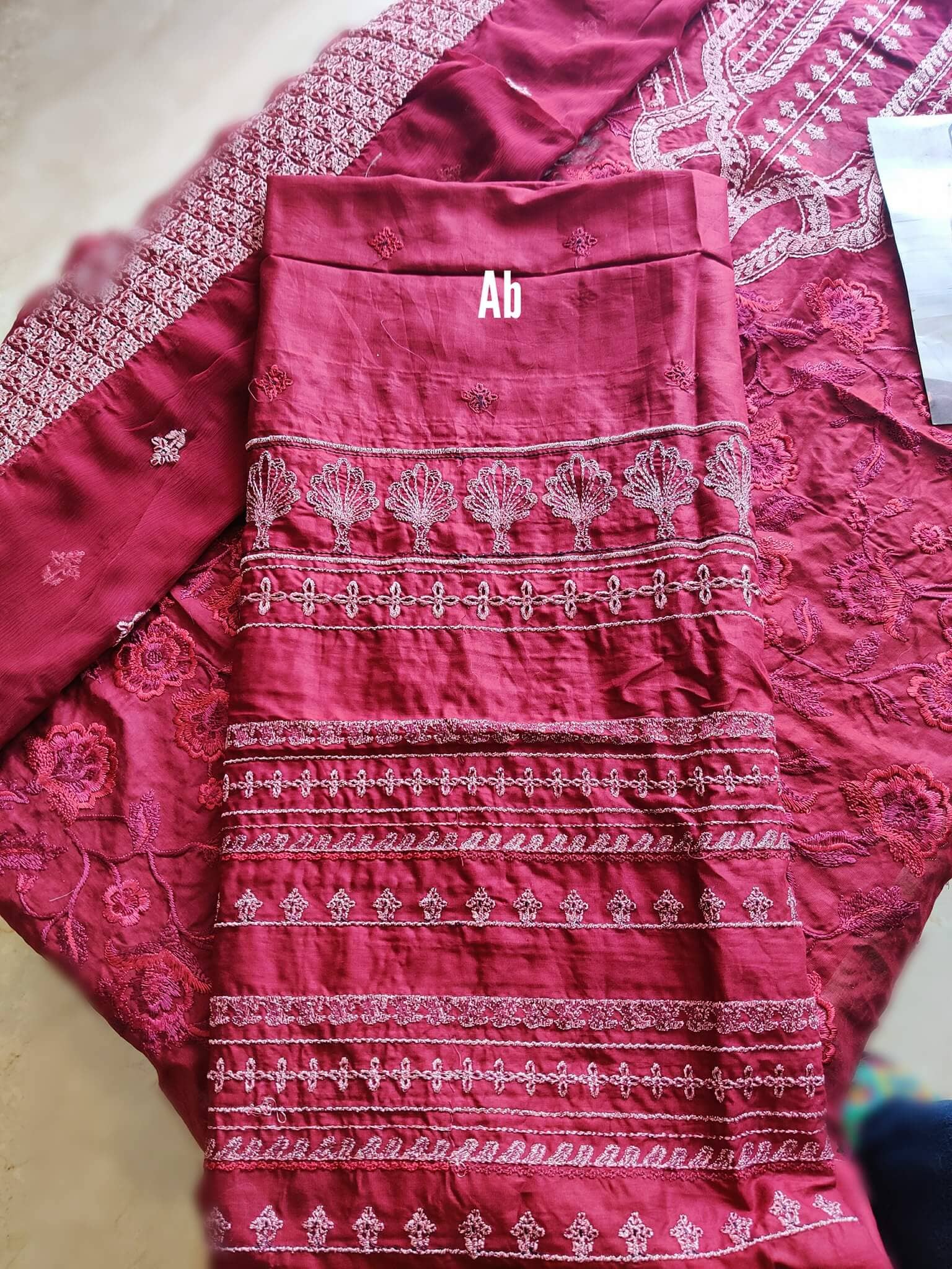 img_open_pics_gul_ahmed_luxury_lawn_2021_awwal_boutique