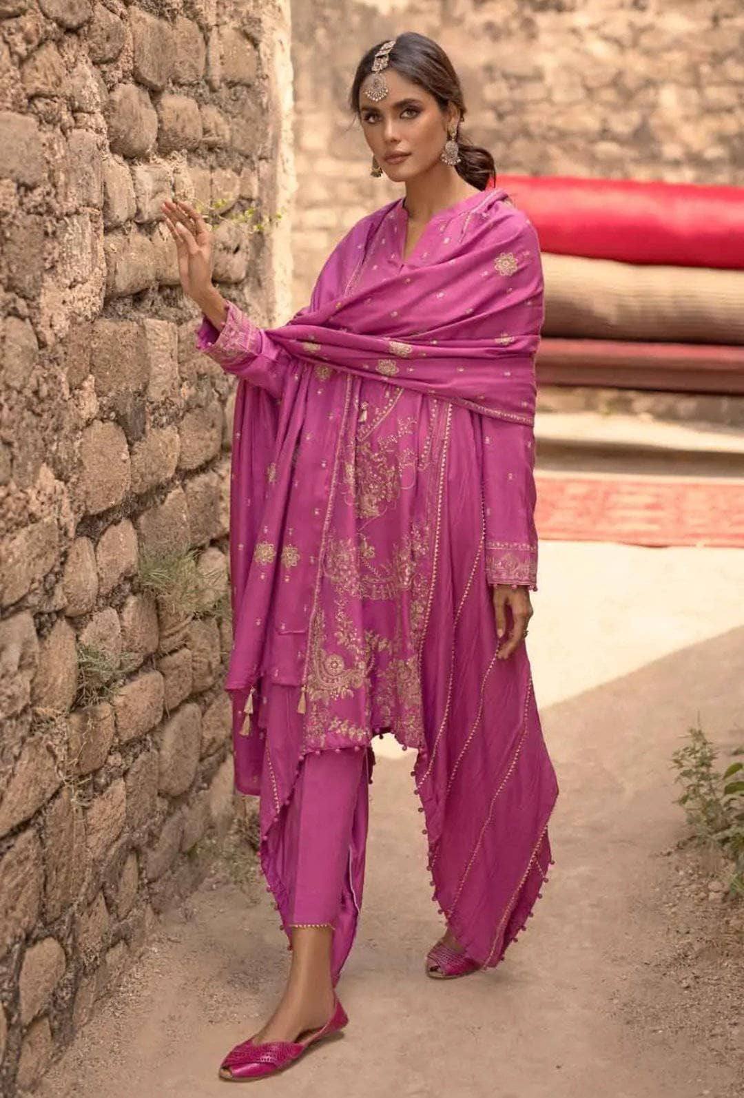 img_gul_ahmed_winter_pakistani_suits_awwal_boutique
