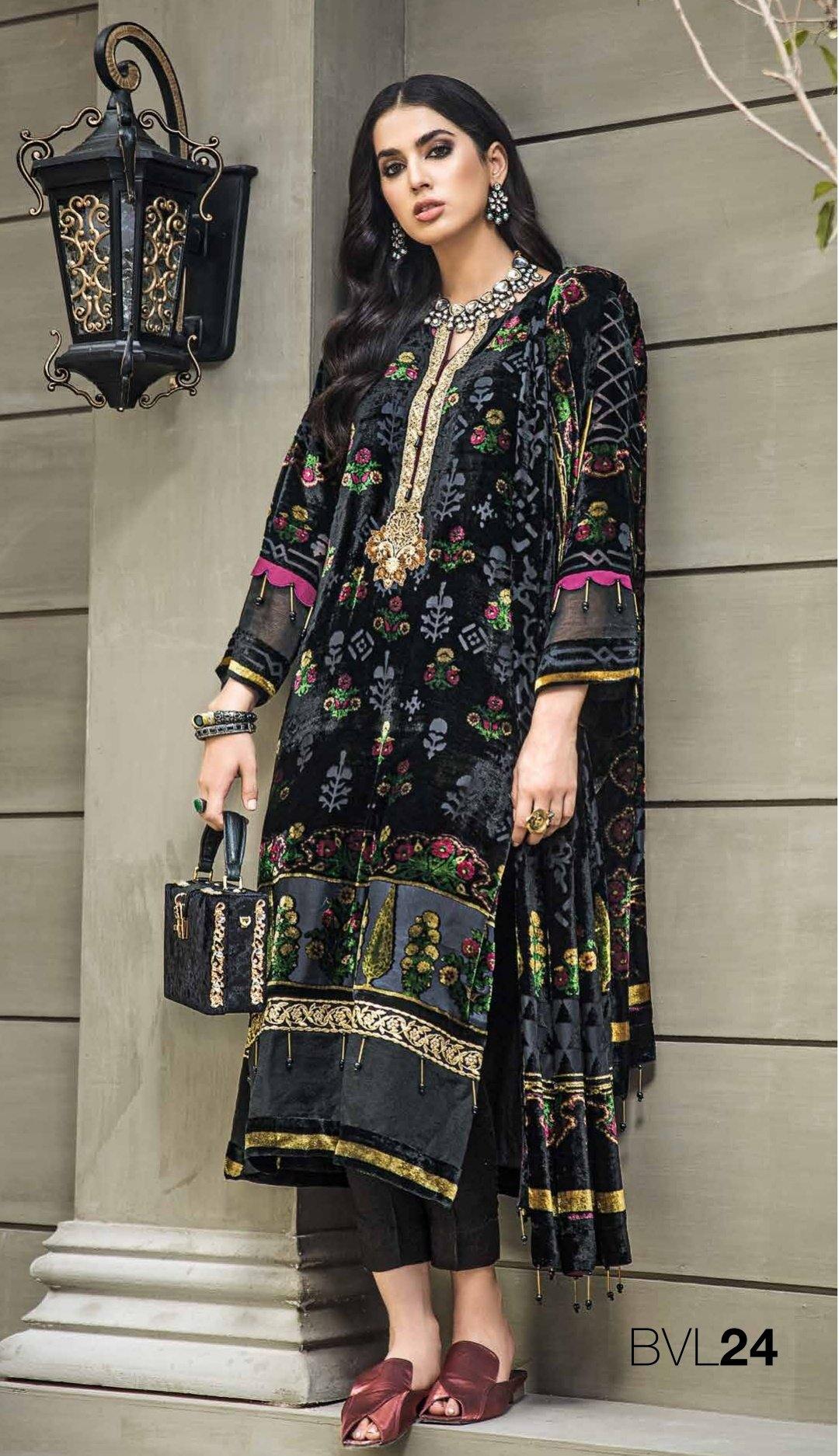 img_gul_ahmed_lacquer_Velvet_awwal_boutique