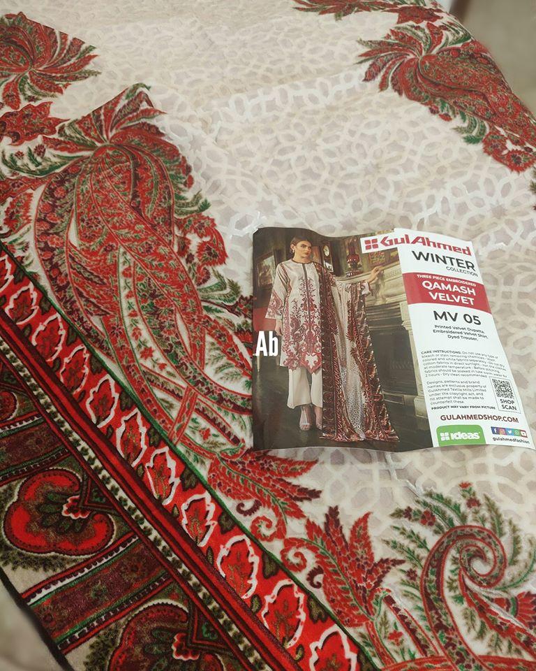 img_gul_ahmed_winter_collection_awwal_boutique