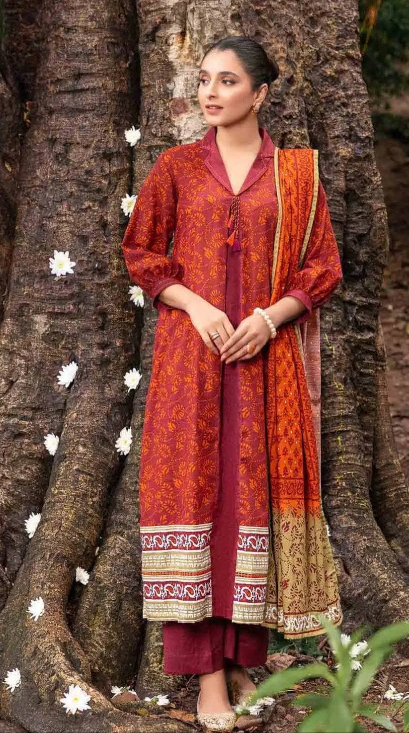 img_gul_ahmed_khaddar_awwal_boutique