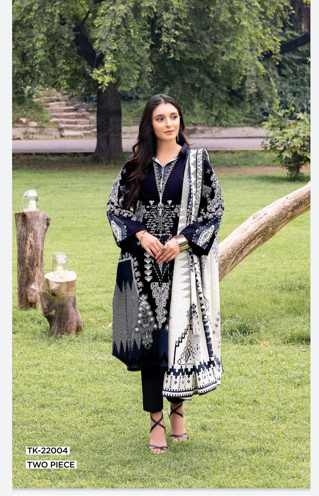 img_gul_ahmed_khaddar_awwal_boutique