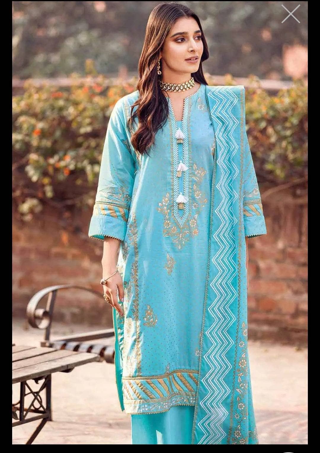 img_gul_ahmed_lawn_2022_awwal_boutique