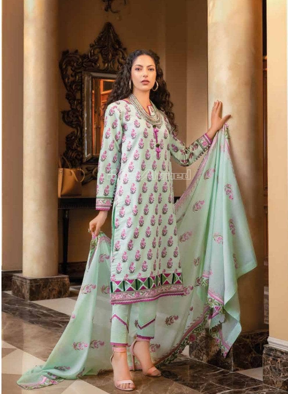 img_gul_ahmed_lawn_2022_awwal_boutique