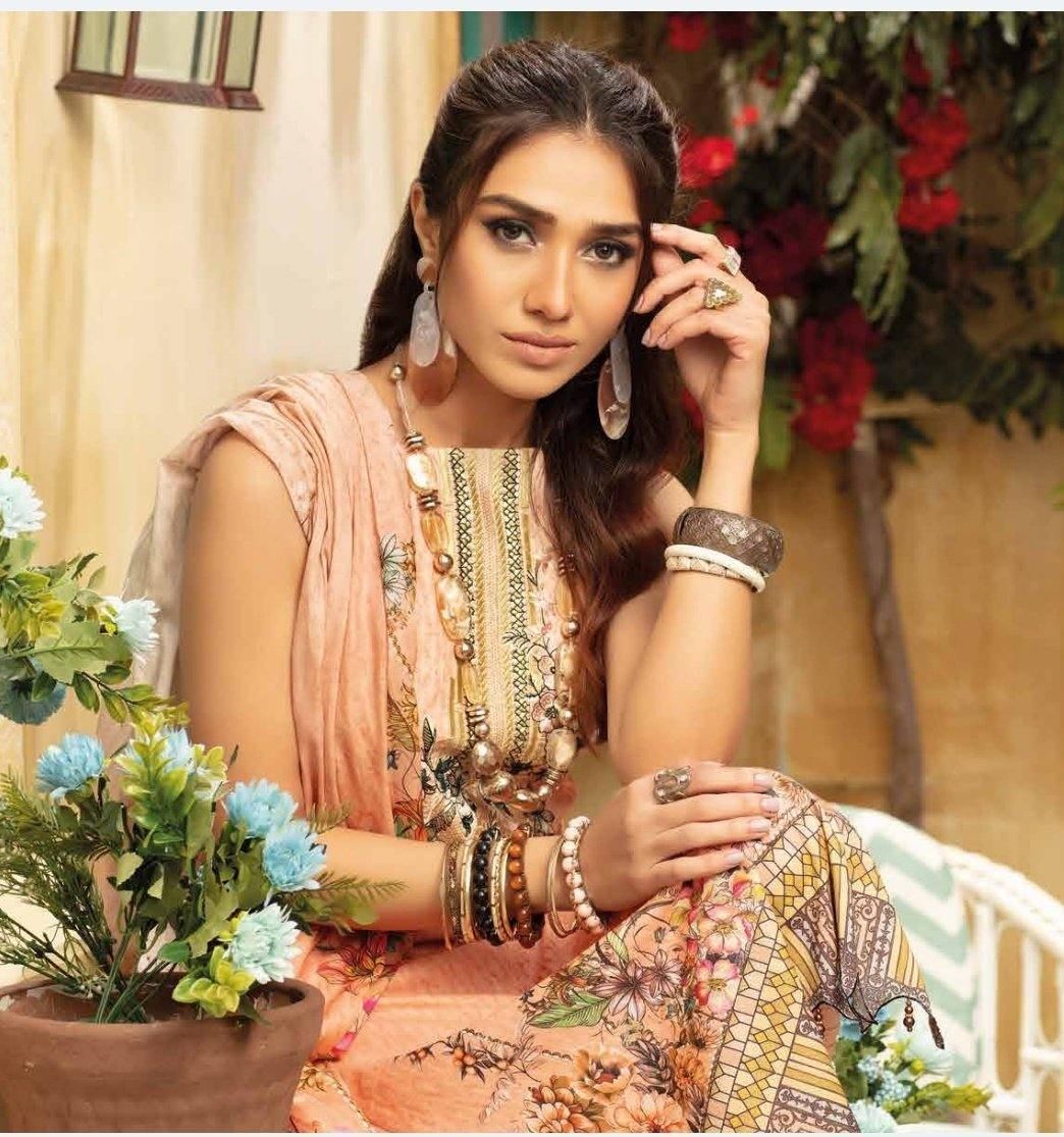 img_rang_pasand_lawn_by_guljee_collection_awwal_boutique