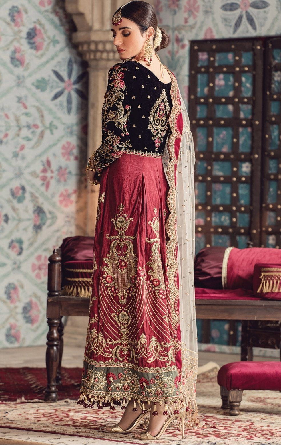 img_gulaal_zohra_wedding_edition_awwal_boutique