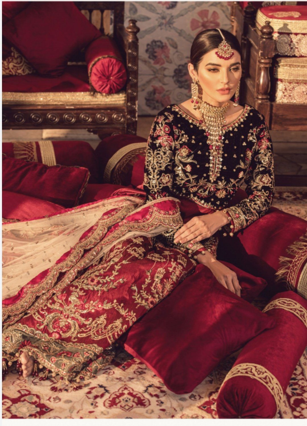 img_gulaal_zohra_wedding_edition_awwal_boutique