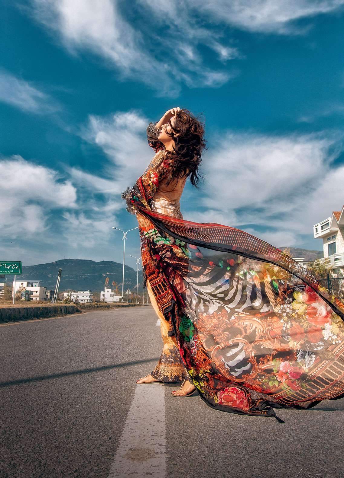 img_gulaal_lawn_collection_awwal_boutique