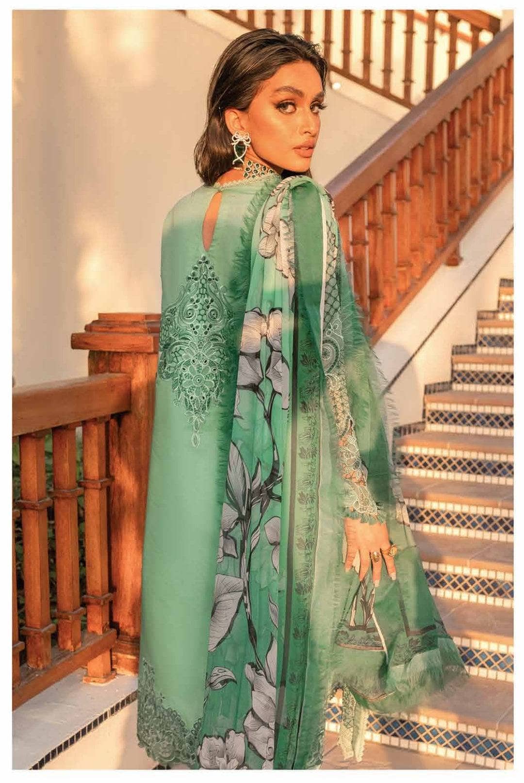 img_mushq_hemline_lawn_22_awwal_boutique