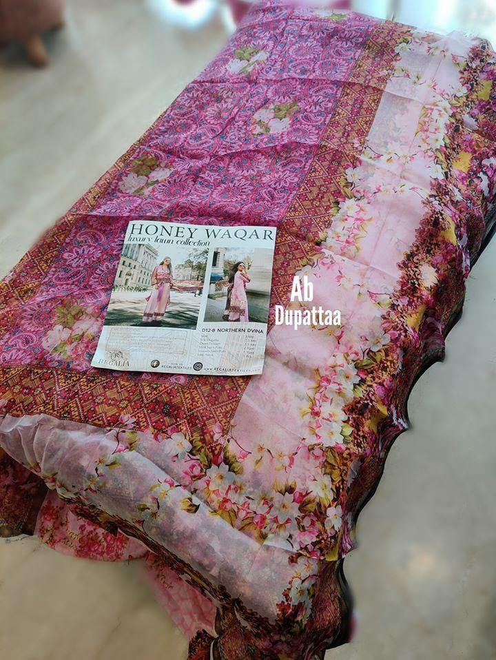img_open_pics_honey_waqar_lawn_awwal_boutique
