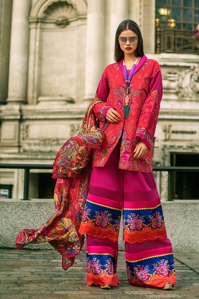 img_honey_waqar_lawn_collection_sale_awwal_boutique