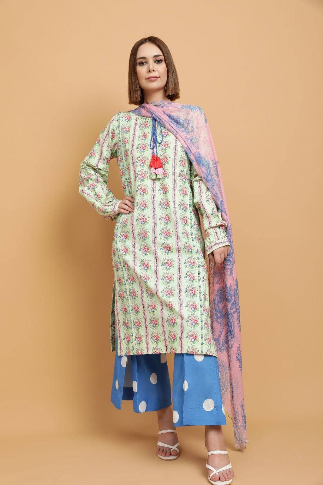img_house_of_mist_lawn_23_awwal_boutique