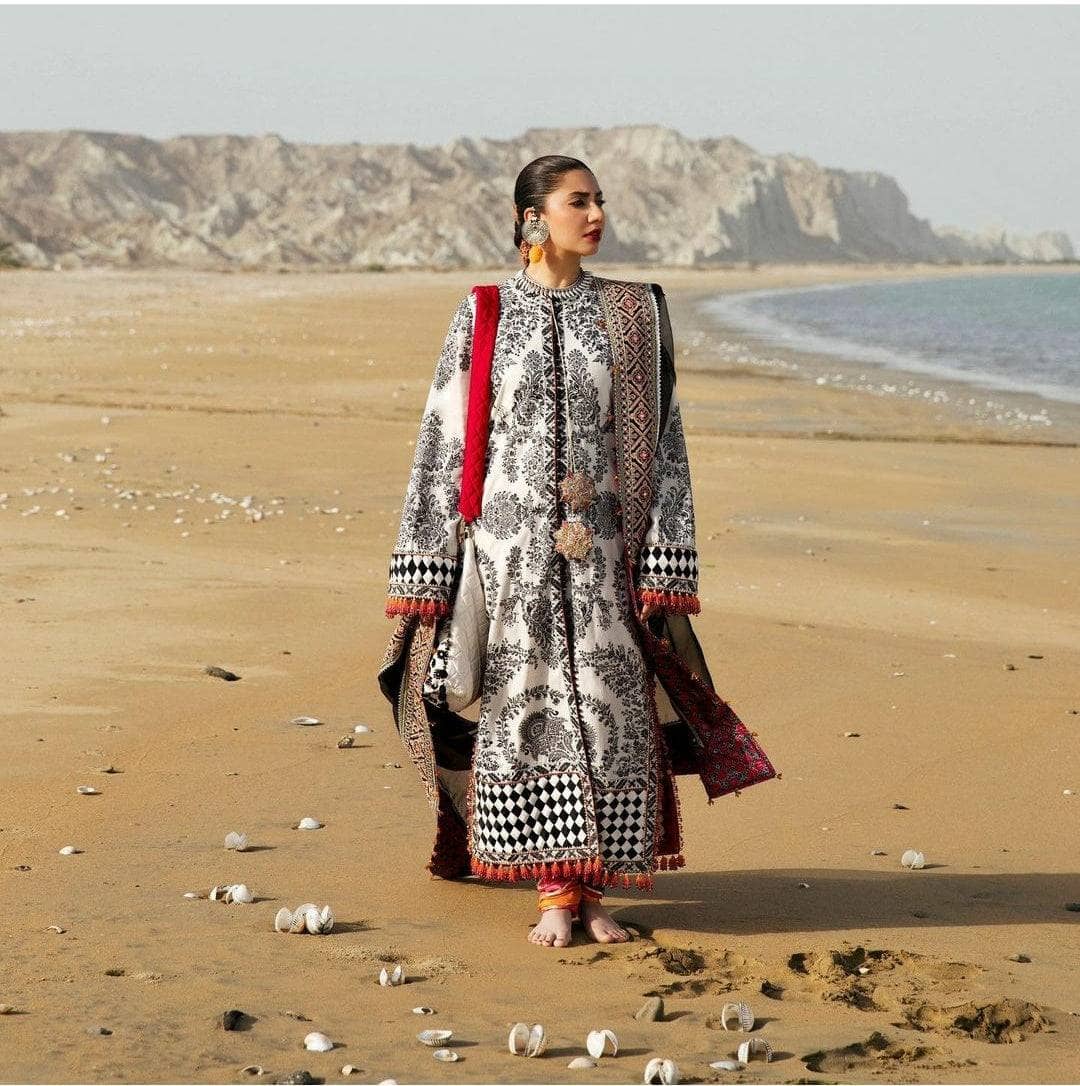 img_hussain_rehar_luxury_lawn_22_awwal_boutique