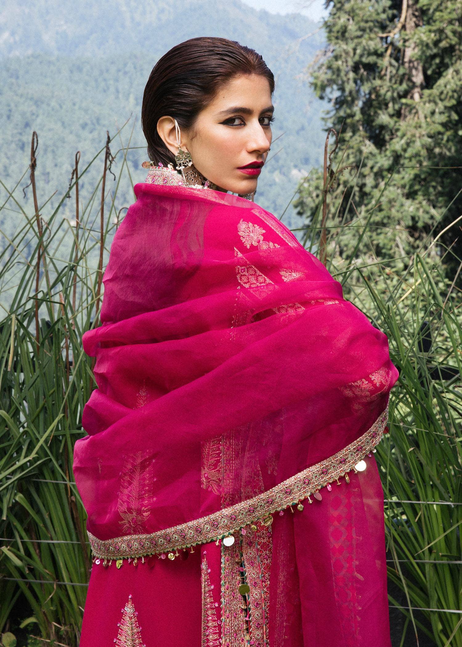img_hussain_rehar_karandi_22_awwal_boutique