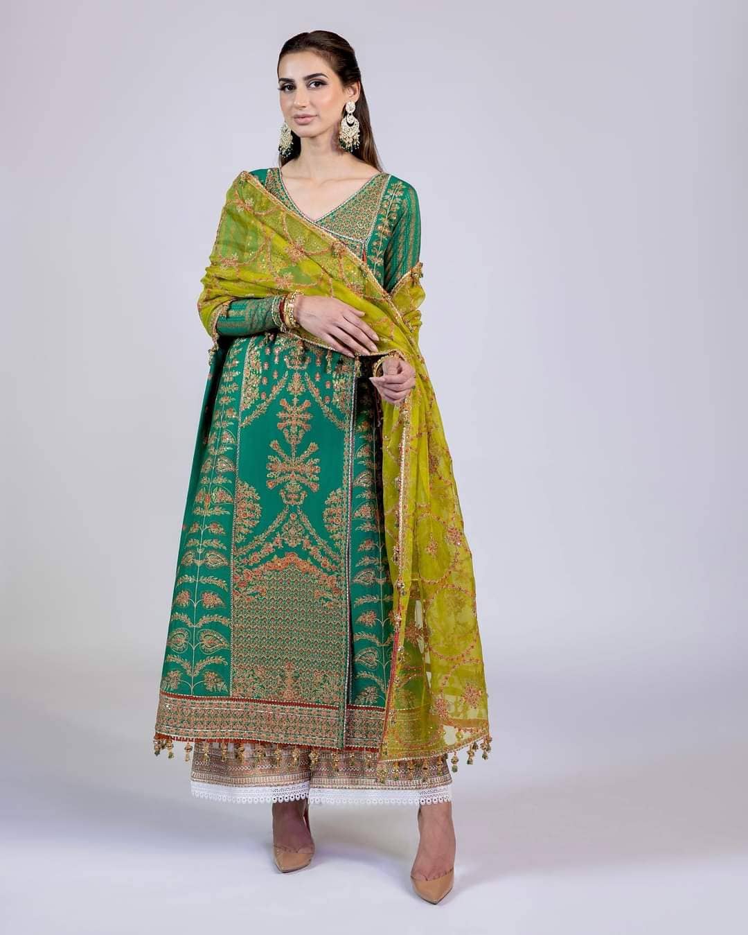 img_hussain_rehar_luxury_lawn_roshan_23_awwal_boutique