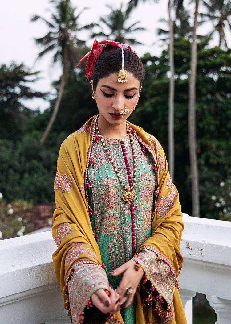 img_hussain_rehar_luxury_lawn_roshan_23_awwal_boutique
