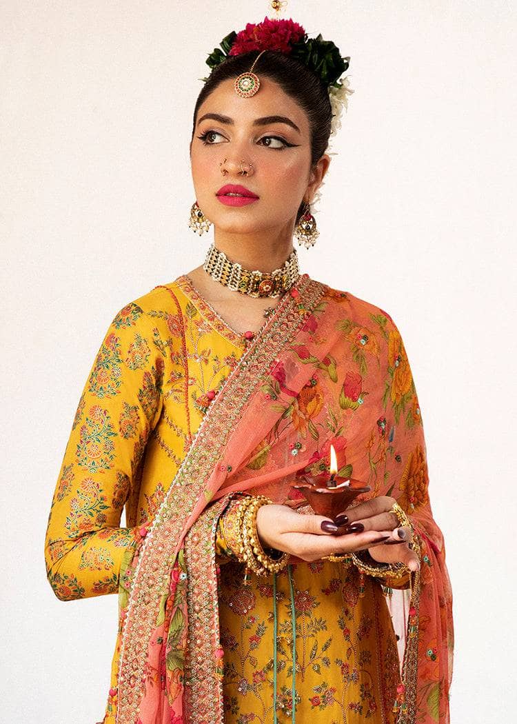 img_hussain_rehar_luxury_lawn_roshan_23_awwal_boutique